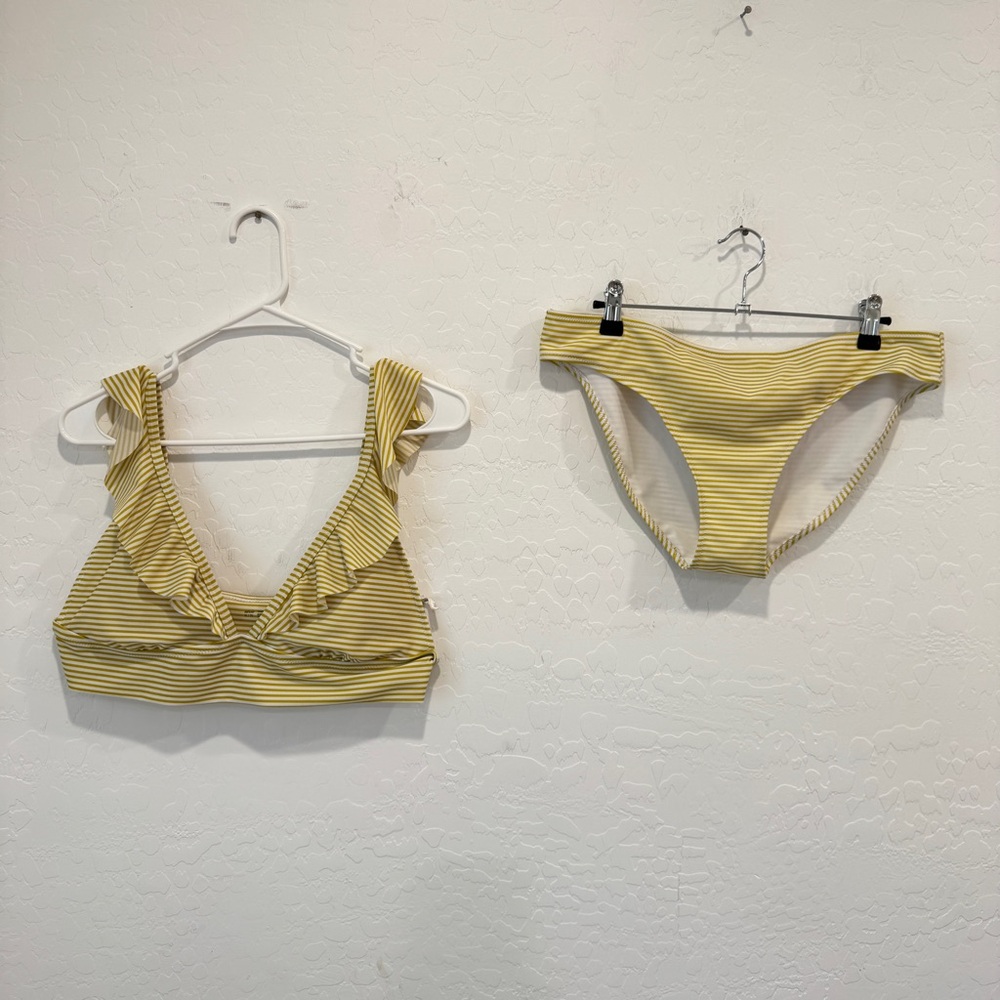 Aerie Striped Ruffle Bikini Top Yellow White Womens XL Large Vacation Beach